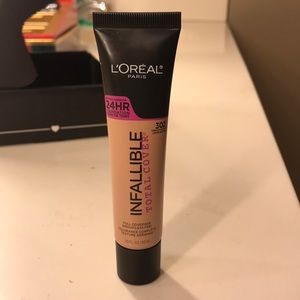 🔆3/$10 L’Oreal infallible foundation